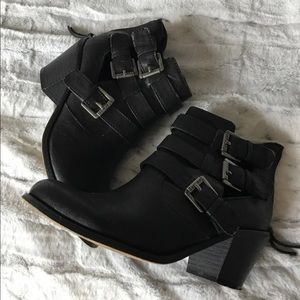 Black Guess booties